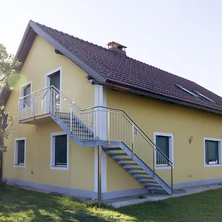 Zum Stroama 2 Im *